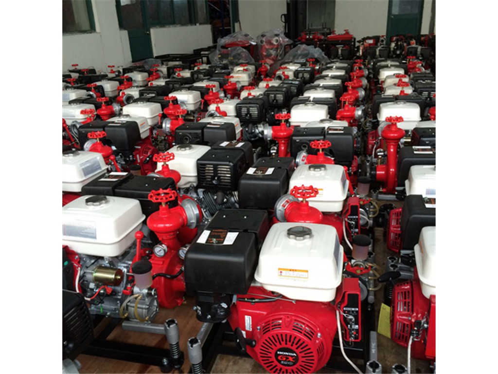 ปั๊มน้ำเพลิงแบบหาบหาม Honda GX690